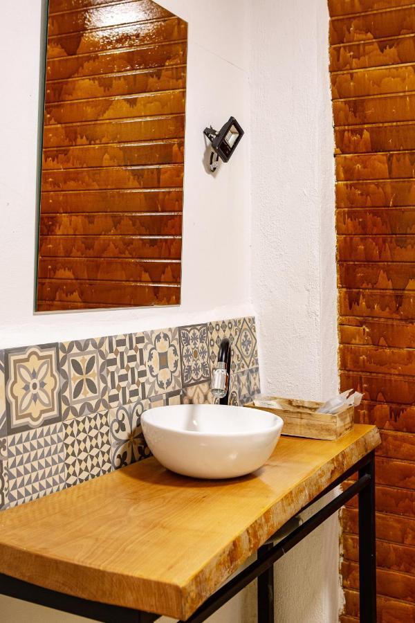 Xàtiva Fortress Jacuzzi Suites المظهر الخارجي الصورة