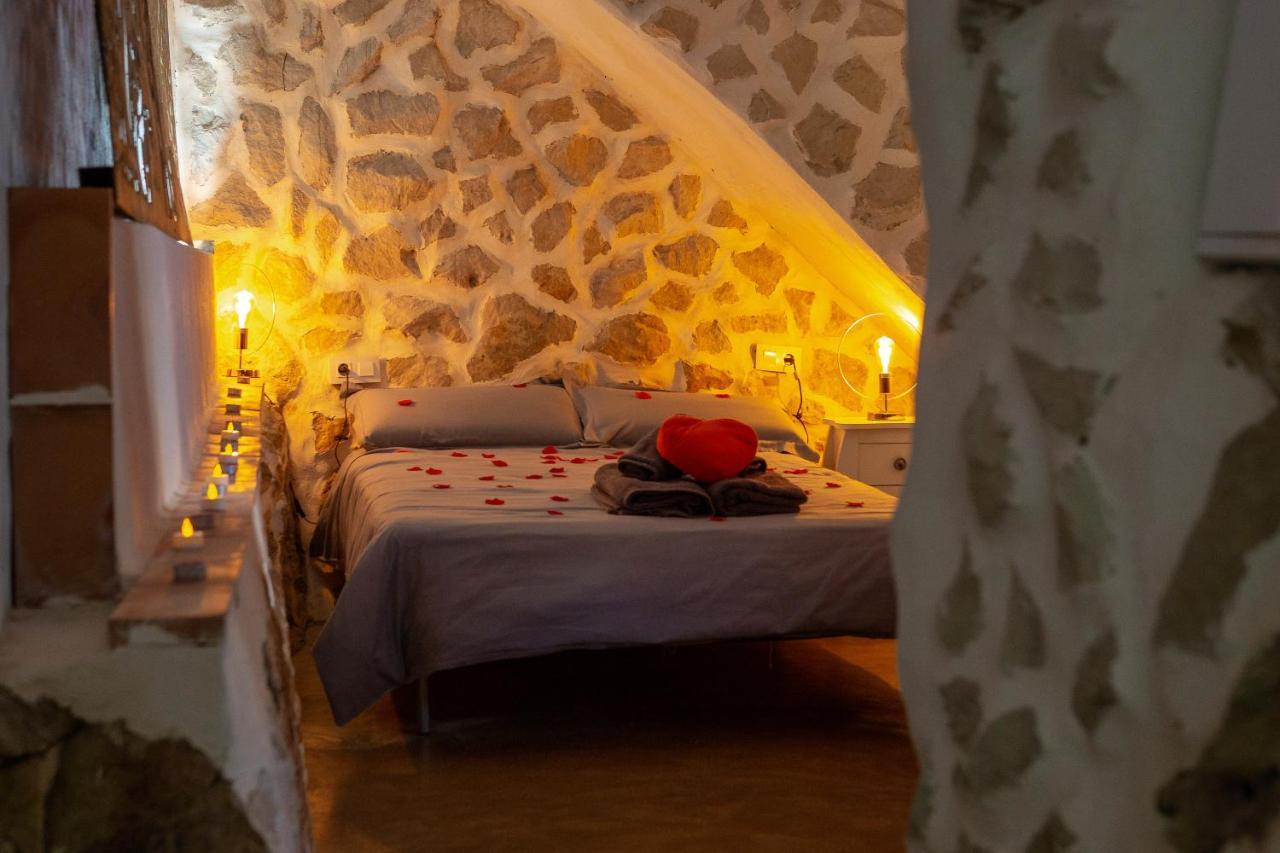 Xàtiva Fortress Jacuzzi Suites المظهر الخارجي الصورة