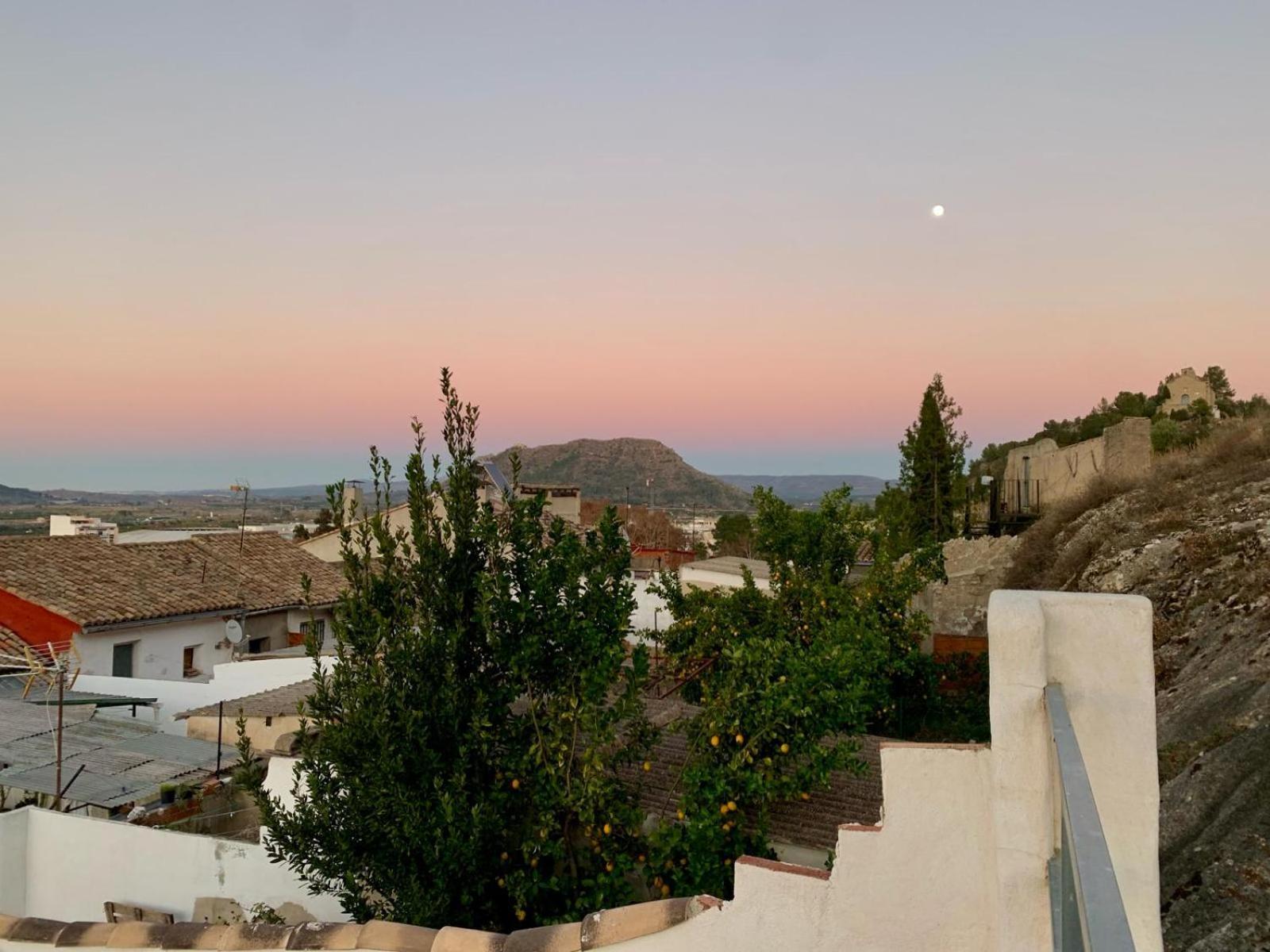 Xàtiva Fortress Jacuzzi Suites المظهر الخارجي الصورة